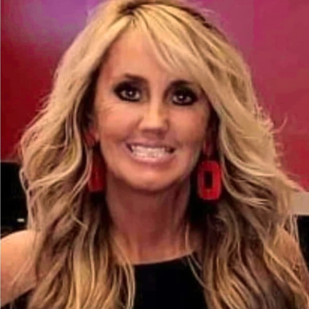 Meet your Posher, Pamela